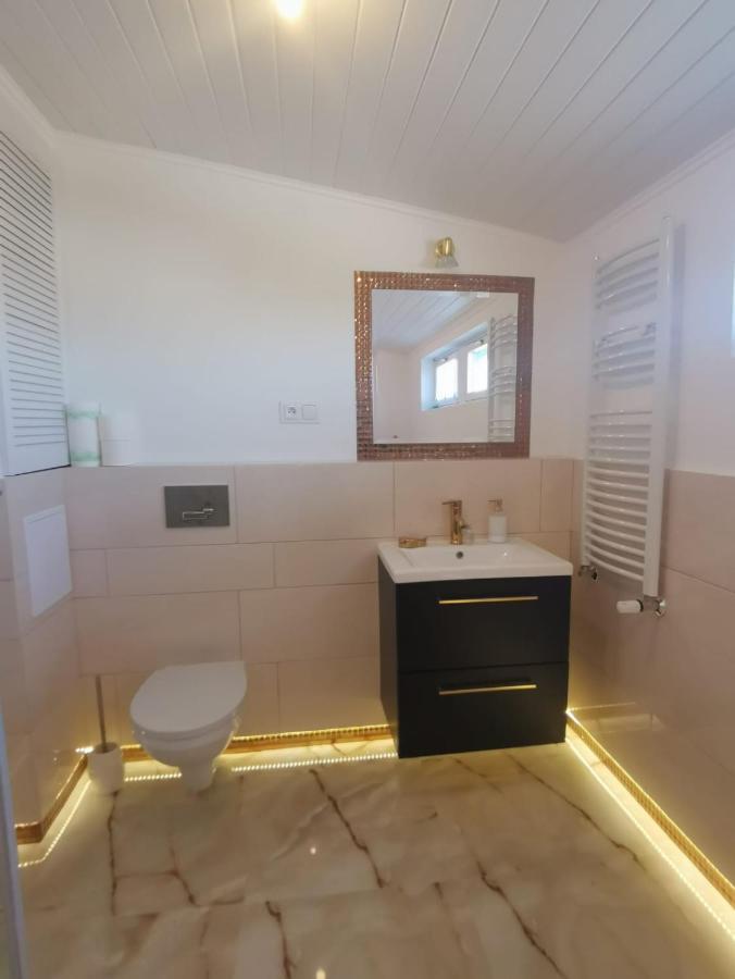 Apartament - Dom Zielona Góra Exteriör bild